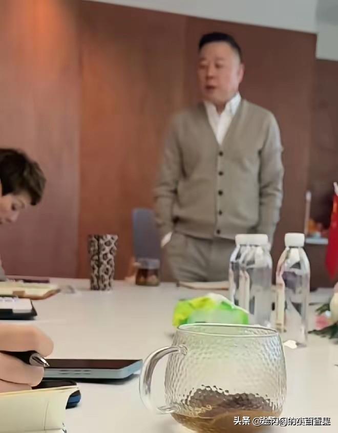 各司其职，各自安好！麻六记一家四口的幸福与担当，见证娶对媳妇做好老公用好员工张兰