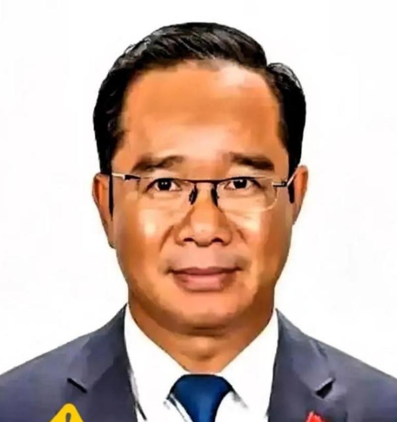 一个越南教授，当着全世界，撂下一句实在话

“我对中国有看法，但黄种人里，唯有中