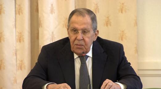 俄罗斯已决定向伊朗提供无人机、防空系统、苏35战斗机，美国提出强烈反对，但俄外长