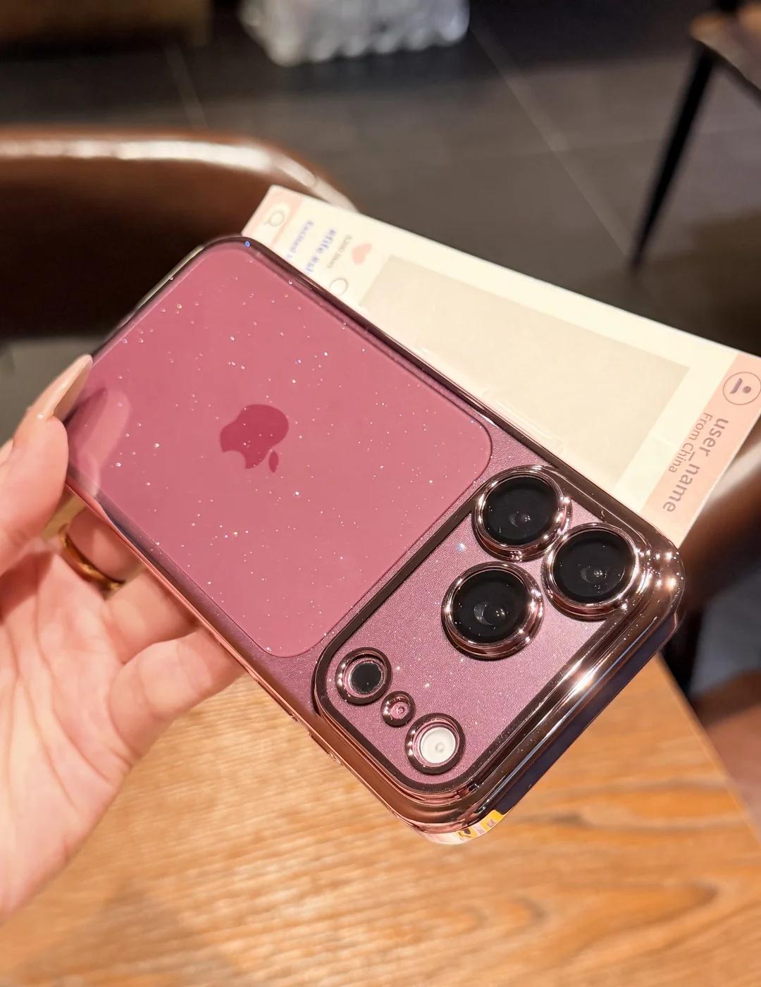 终于来了！今年iPhone18promax樱桃红新配色
iPhone18pro 