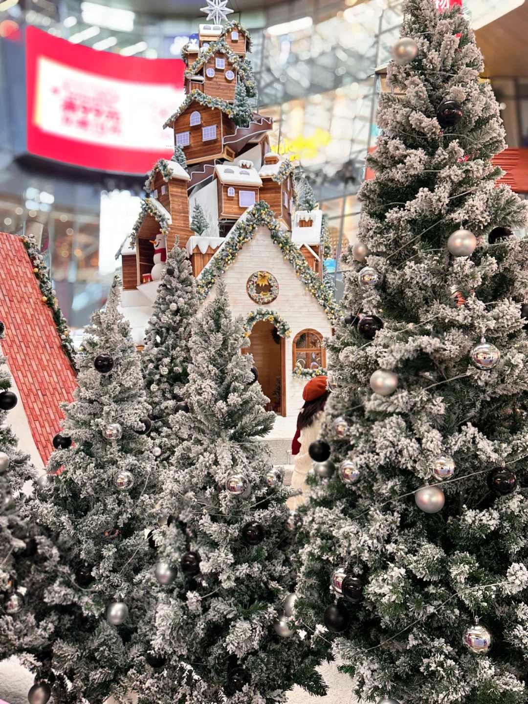 群星城又开大了...圣诞🎄遥遥领先