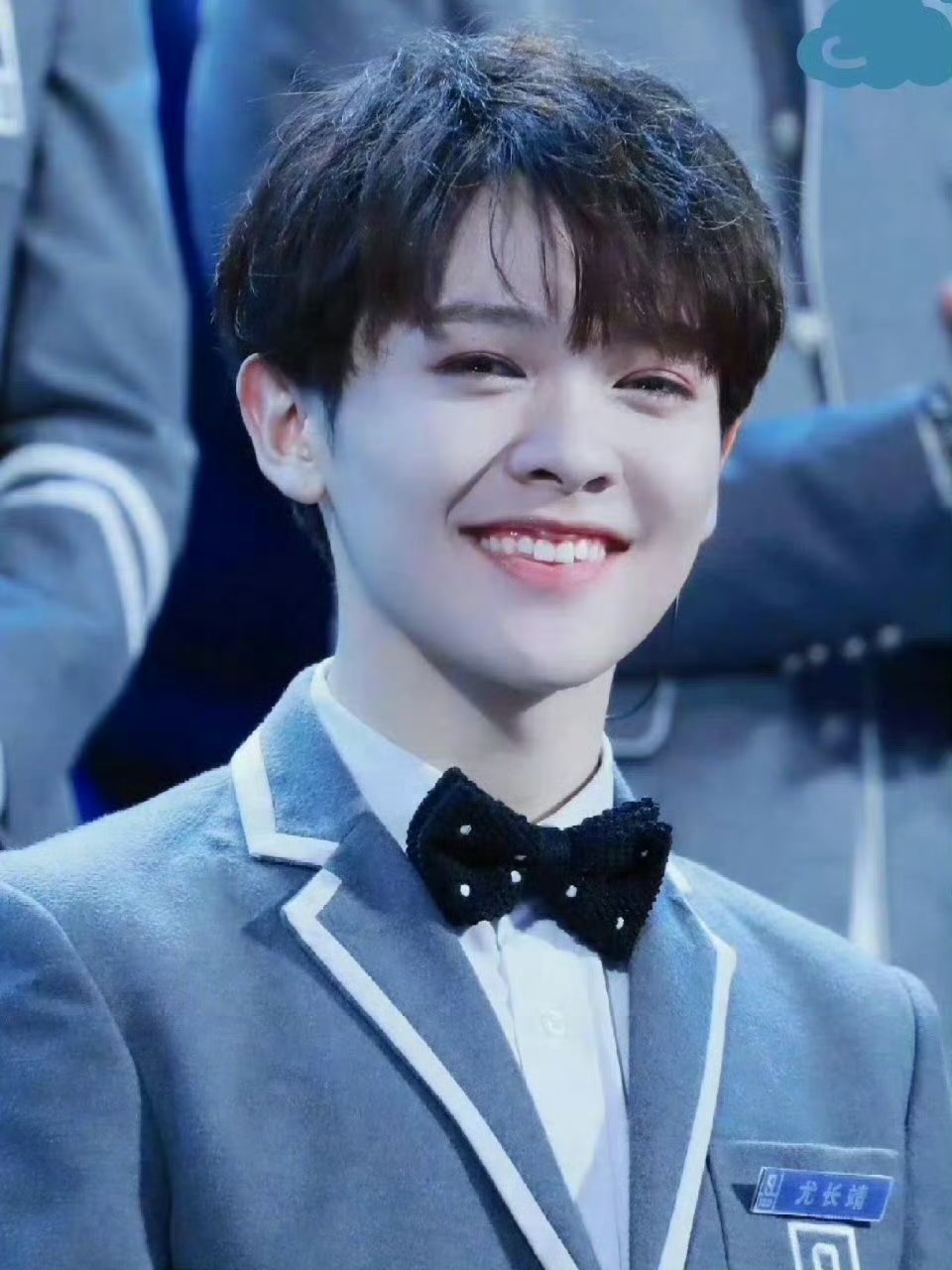 #原来尤长靖一直记得六年前的冬天#​说起尤长靖，这小伙子可谓是实至名归，稳稳地拿