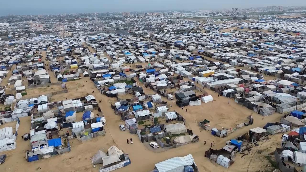 哈马斯解散加沙政府机构并权力移交
         以色列在冲突中凭借军事优势，