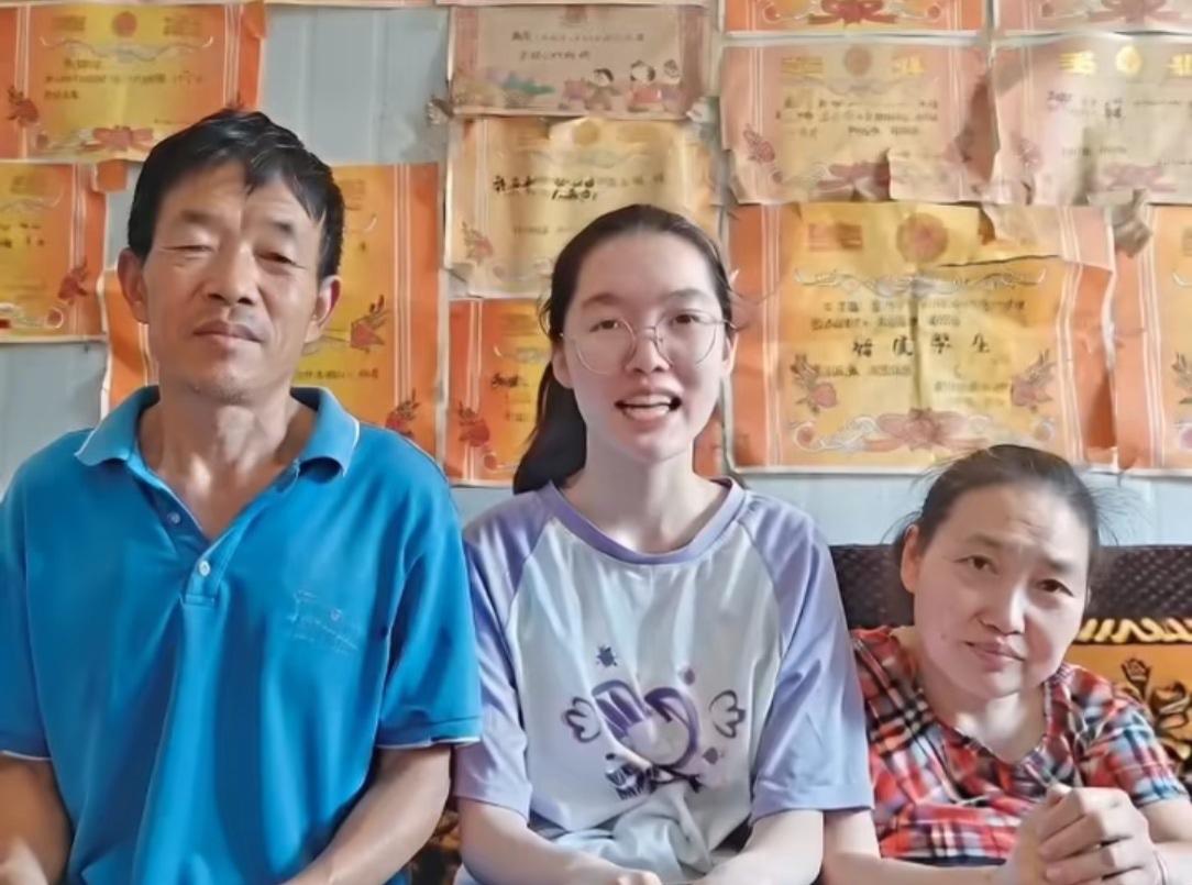 终于明白了
为什么韩雅平会选择去清华卓医，不是因为清华给予的帮助更多，而是因为这