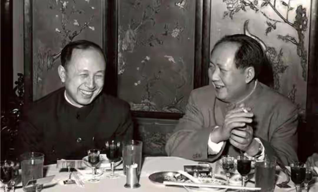 钱学森在灵堂前三天水米未进：他哭的不是一个人，是一辈子的恩情

1976年9月，