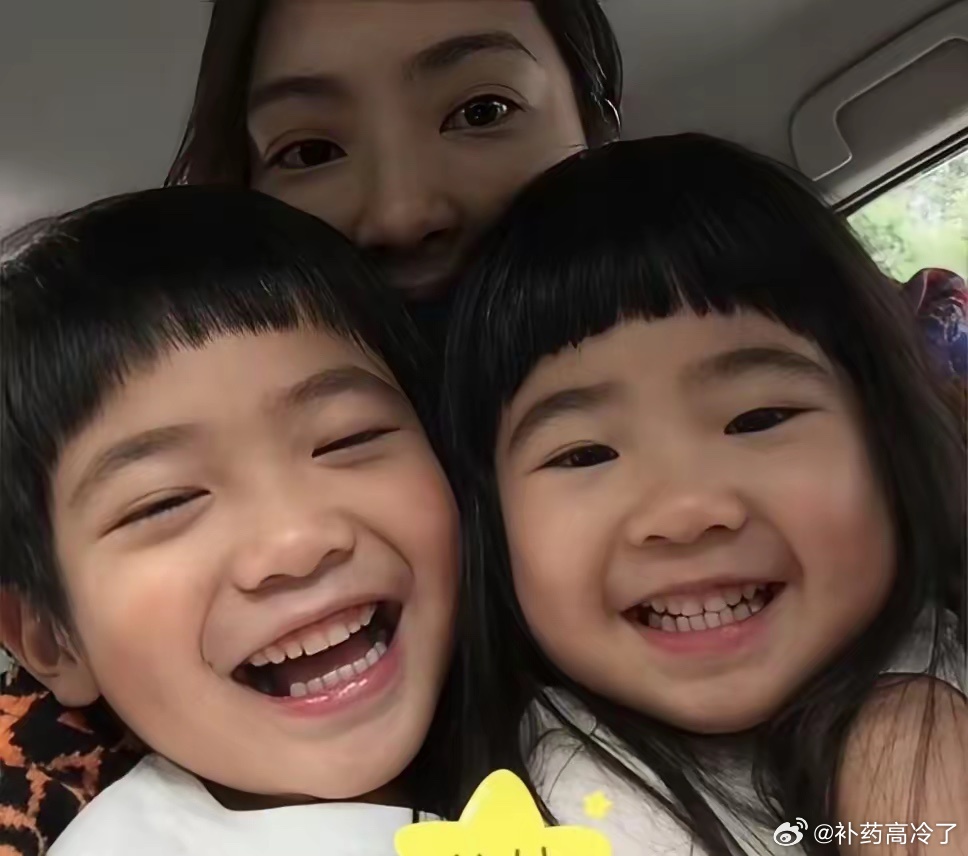 我滴天呀～曹格儿子长这么大了！！爸爸去哪儿的Joe长成大帅哥了！！ 