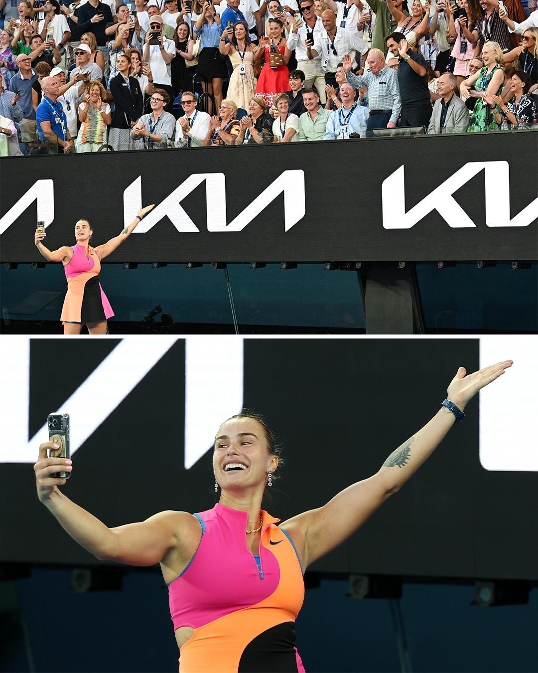 萨巴伦卡赛后和费德勒合影这很澳网 网球talking大会 澳网2026