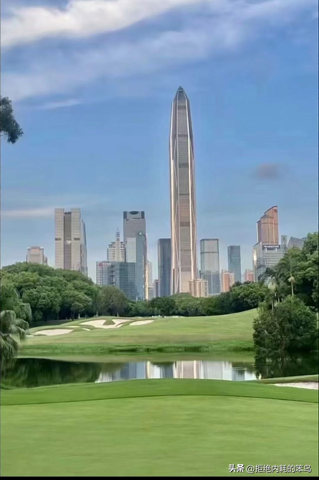 来深圳见到了快30年没见面的高中同学，聊了好几个小时，意犹未尽

高中同学，是人