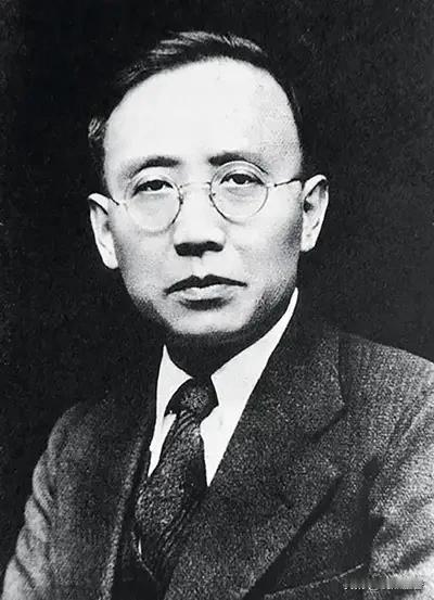 为什么那么多人对郭沫若的谩骂张口就来，他在大革命时期，冒着大的危险参加革命，在文