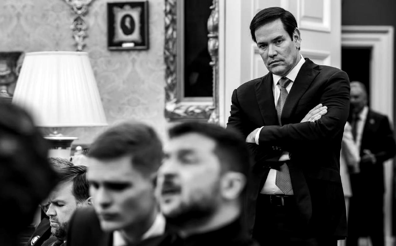 泽连斯基抱怨美国向乌克兰所施加的压力强于对俄罗斯的压力。
鲁比奥辩称，美国没有向