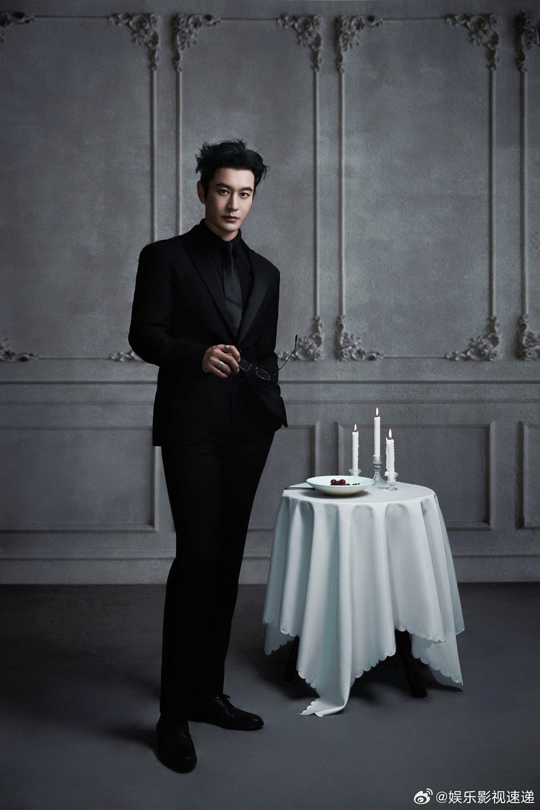 黄晓明万茜澳门风云阅文IP盛典 谁懂啊黄晓明万茜走红毯的架势，大佬和女大佬既视感