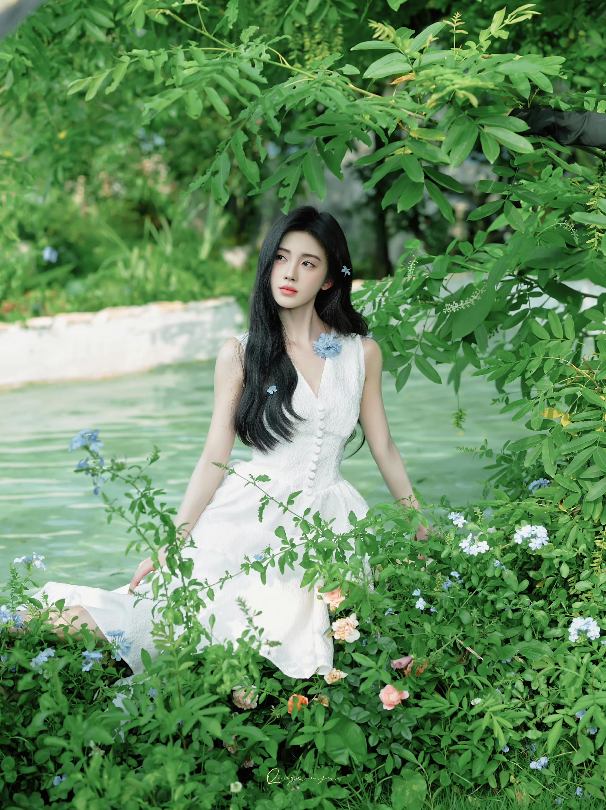 鞠婧祎 jjy鞠婧祎阿黛 “爱意在厌阳高照中灿烂  思念在星火斑斓的中沉沦”