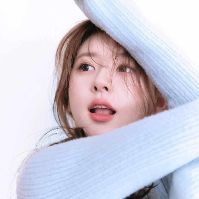 赵露思头像来啦！！ 