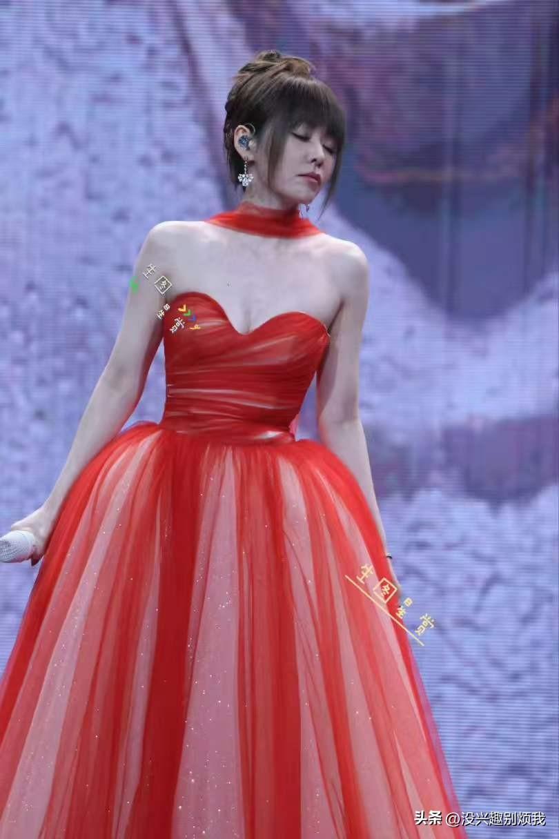 丰腴的张靓颖[呲牙][呲牙][呲牙]