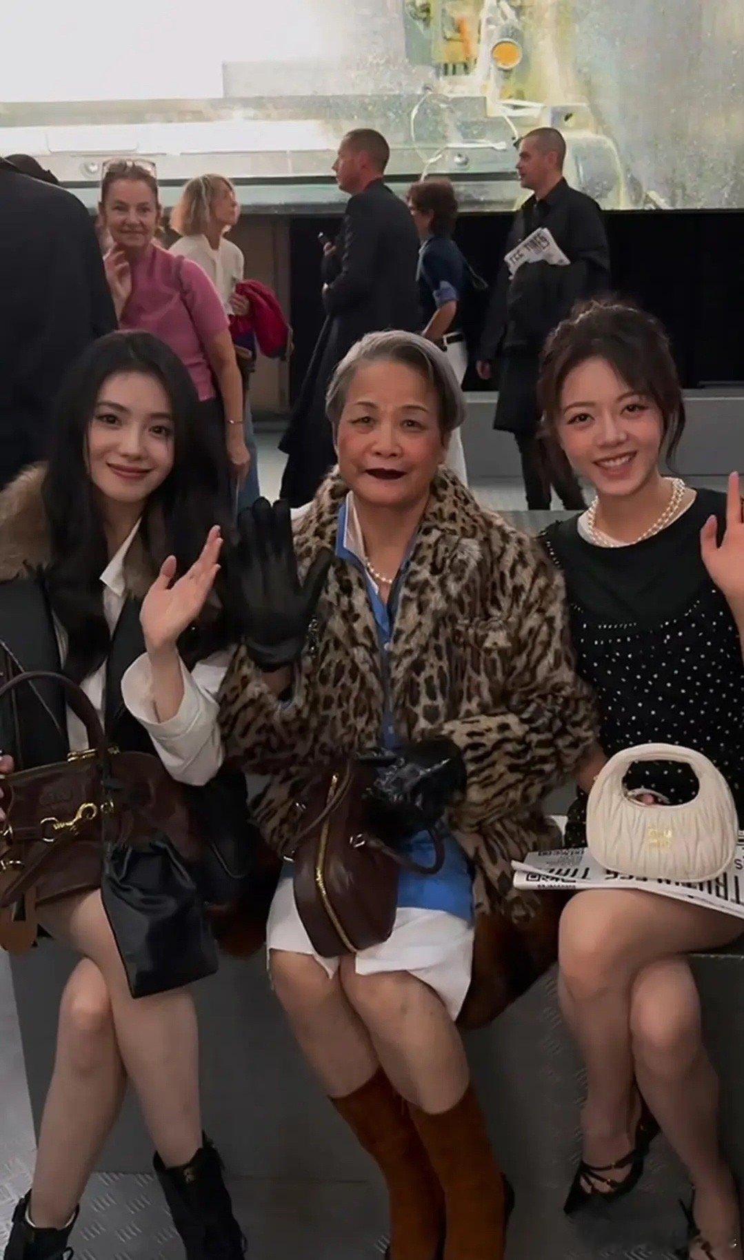 美颜粉碎机的生图，刘浩存的法令纹和赵今麦的眼睛[哆啦A梦害怕] ​​​