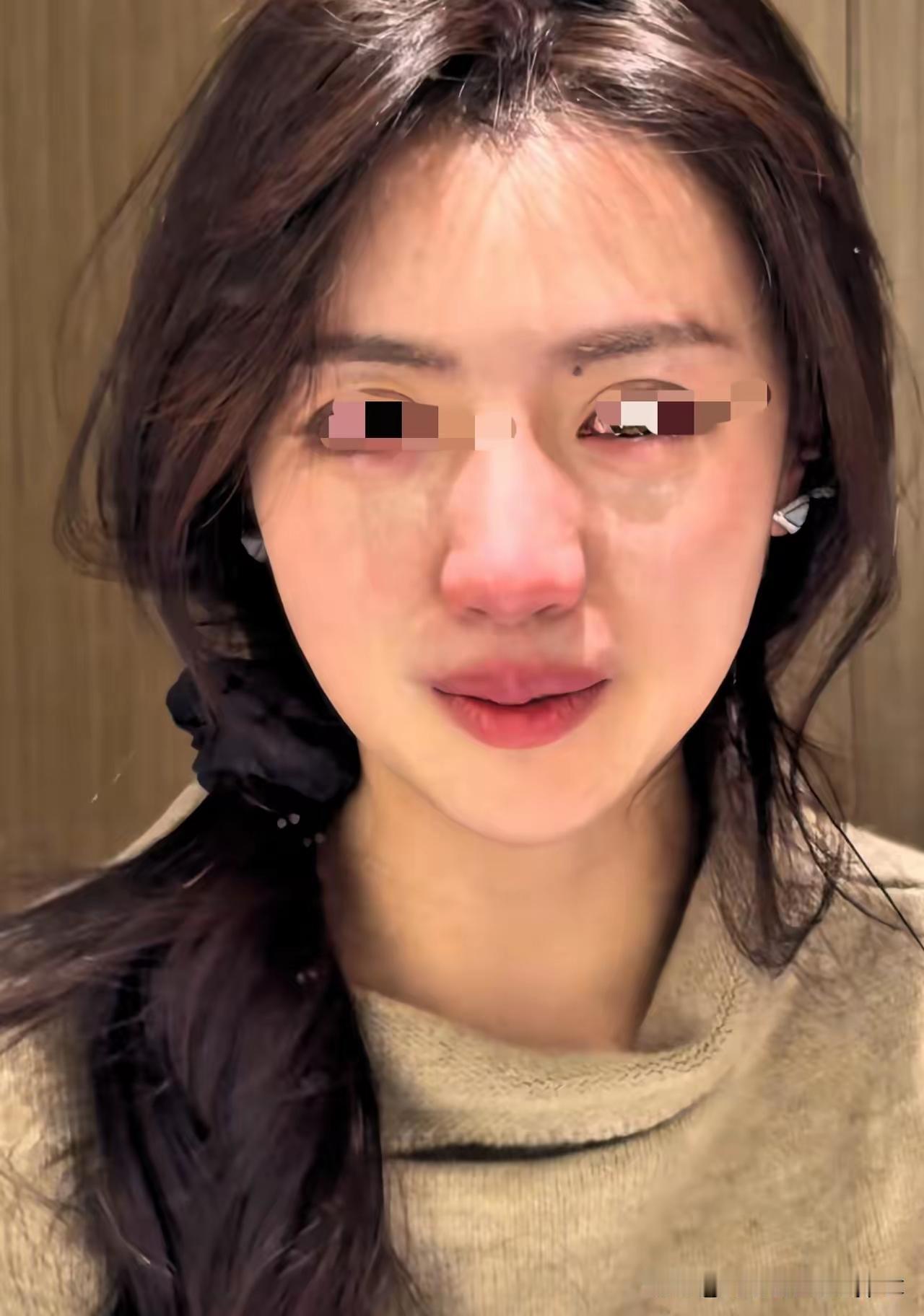 我姐和我姐夫打架，我姐被打后披头散发去找她婆婆做主。她婆婆一听姐夫竟然动手打了我