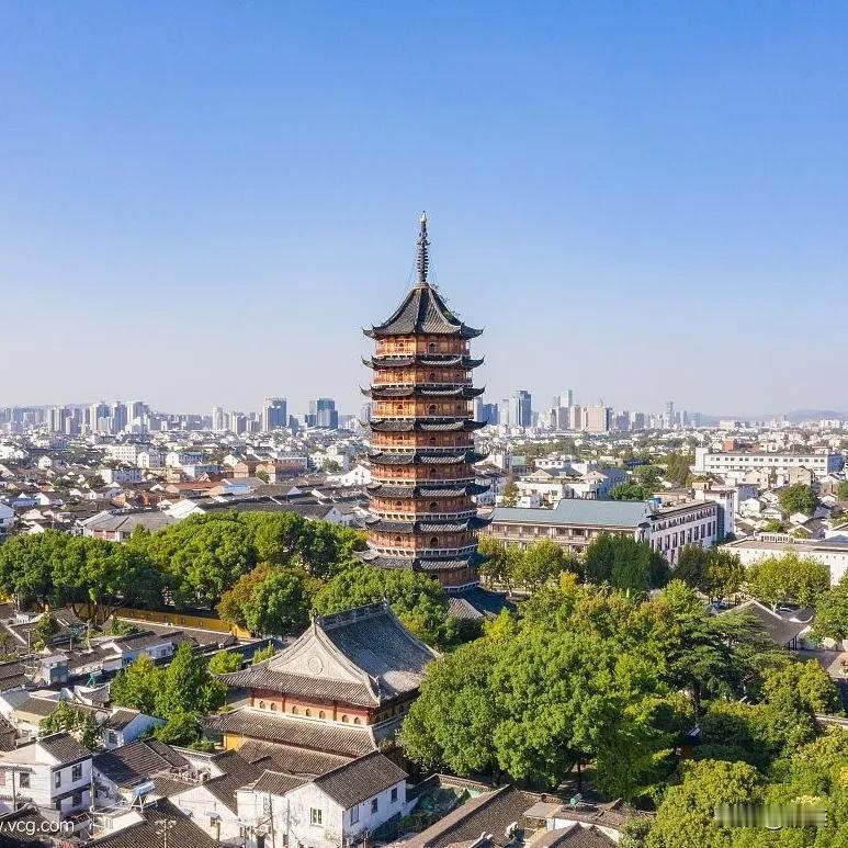 苏州的正式名，从没叫过姑苏。
上古：勾吴之国
春秋战国：吴
秦朝：吴县
汉朝：吴