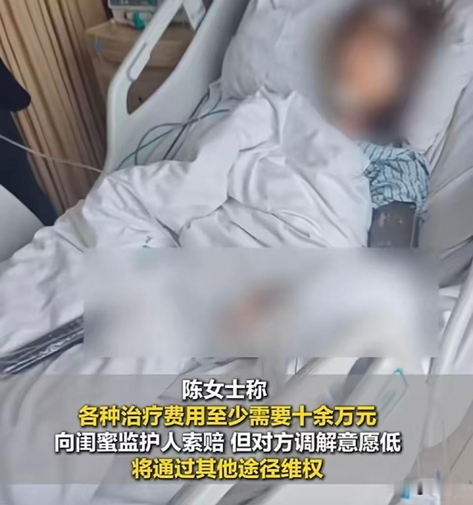 16岁姑娘好心收留情绪低落的闺蜜，对方在她家逗了半小时猫后，反被捅25刀，猫也被