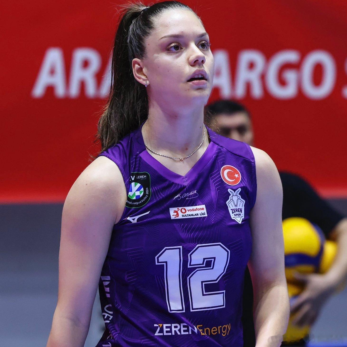 ⚡️斯维特拉娜·加蒂娜和尤利娅·布罗夫金娜下赛季将身披莫斯科迪纳摩球衣✍️ 加蒂