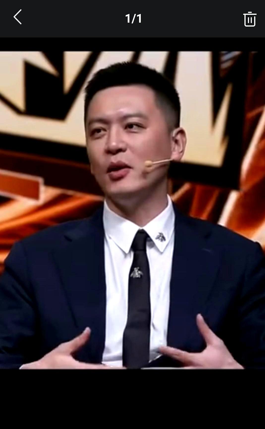 杨鸣昨晚那话，听着真不是客套。
辽宁这地方，确实跟北上广那种拿钱砸人的豪门不一样
