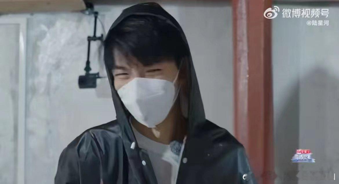 #唯一不需要颗粒度的工作找到了#不是我说，岛屿少年真的是人人都有梗是吧，黄浩特刷