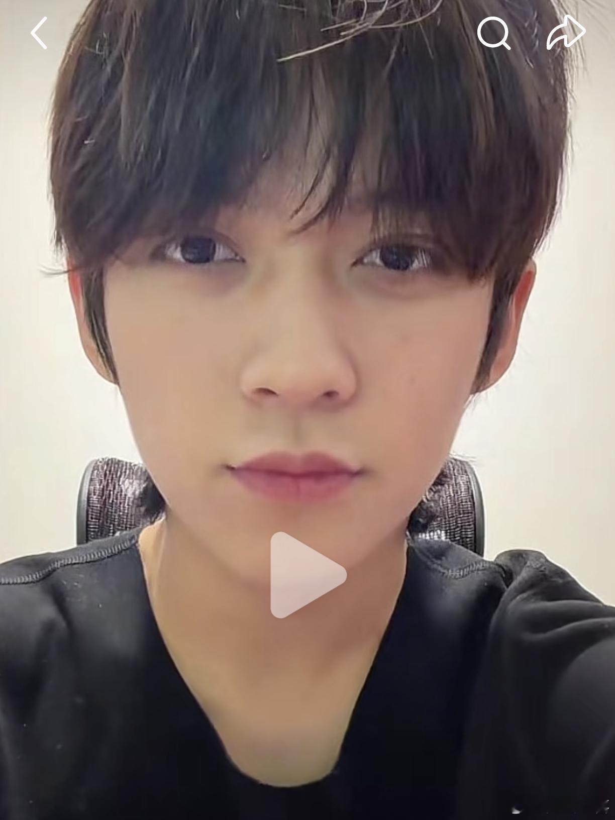 陈天润素颜好丑下次直播记得化妆哦🙄 