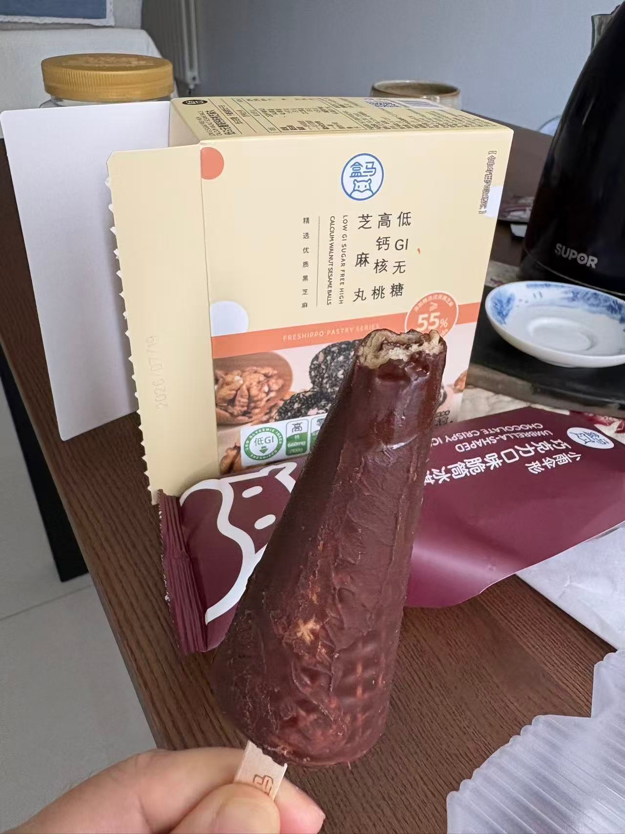 自从本地有了小象超市，就没叫过盒马的闪送。为了一款小象没有的贝果，也为了这款闺女