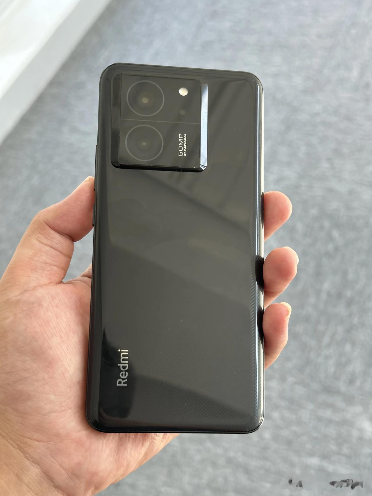 红米失策了？K60至尊版猛过骁龙8Gen2旗舰，拉高了一波期待:
1、红米+天玑