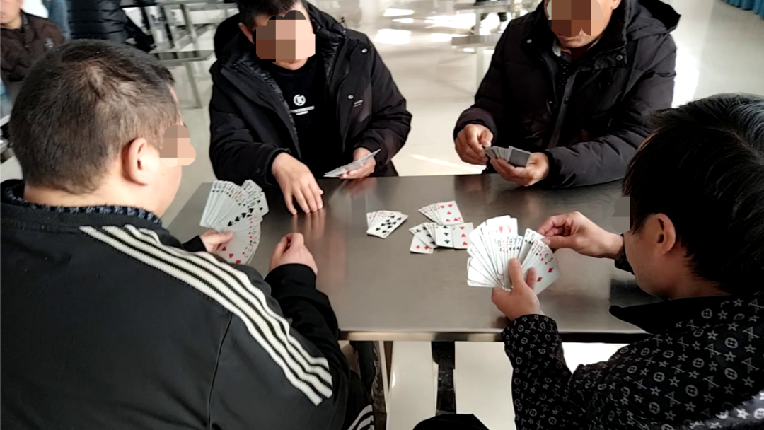 记者卧底精神病医院许多病人无异常敢卧底这个行业，新京报你是这个🐮！说实话，其实