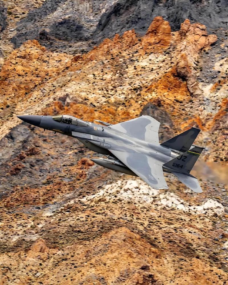 伊朗越打越顺手了？伊朗称击落美方一架F-15战斗机。

3月5日对于伊朗来说是值