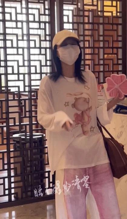 粉丝比孙怡的嗓子还哑ber怎么孙怡粉丝也这么可爱！嗓子比孙怡的嗓子还哑！孙怡让粉