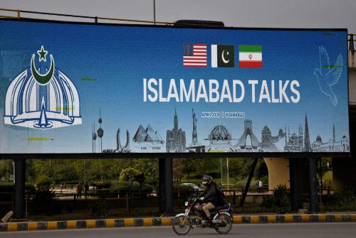 4月20号，伊朗已经正式拒绝与美国在巴基斯坦的第2轮会谈。与此同时，为期两周的临