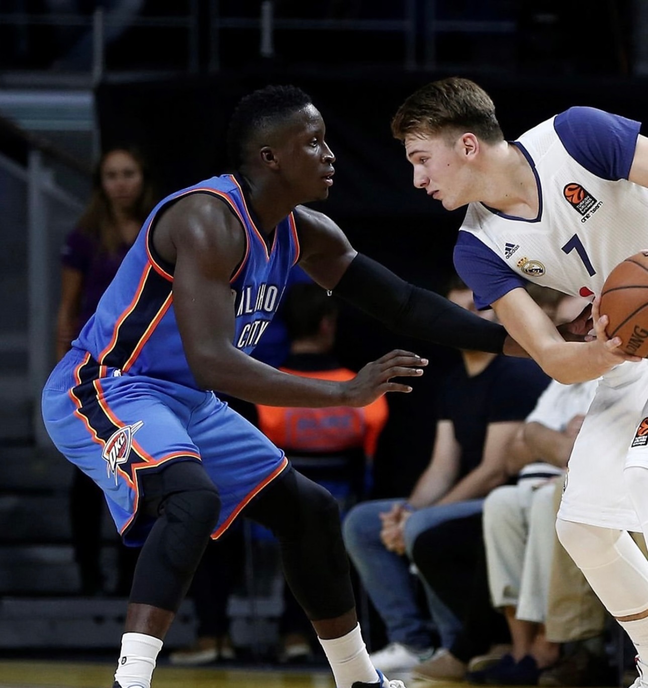 篮天下 2016年NBA季前赛皇马vs雷霆，17岁的东契奇初出茅庐！Images