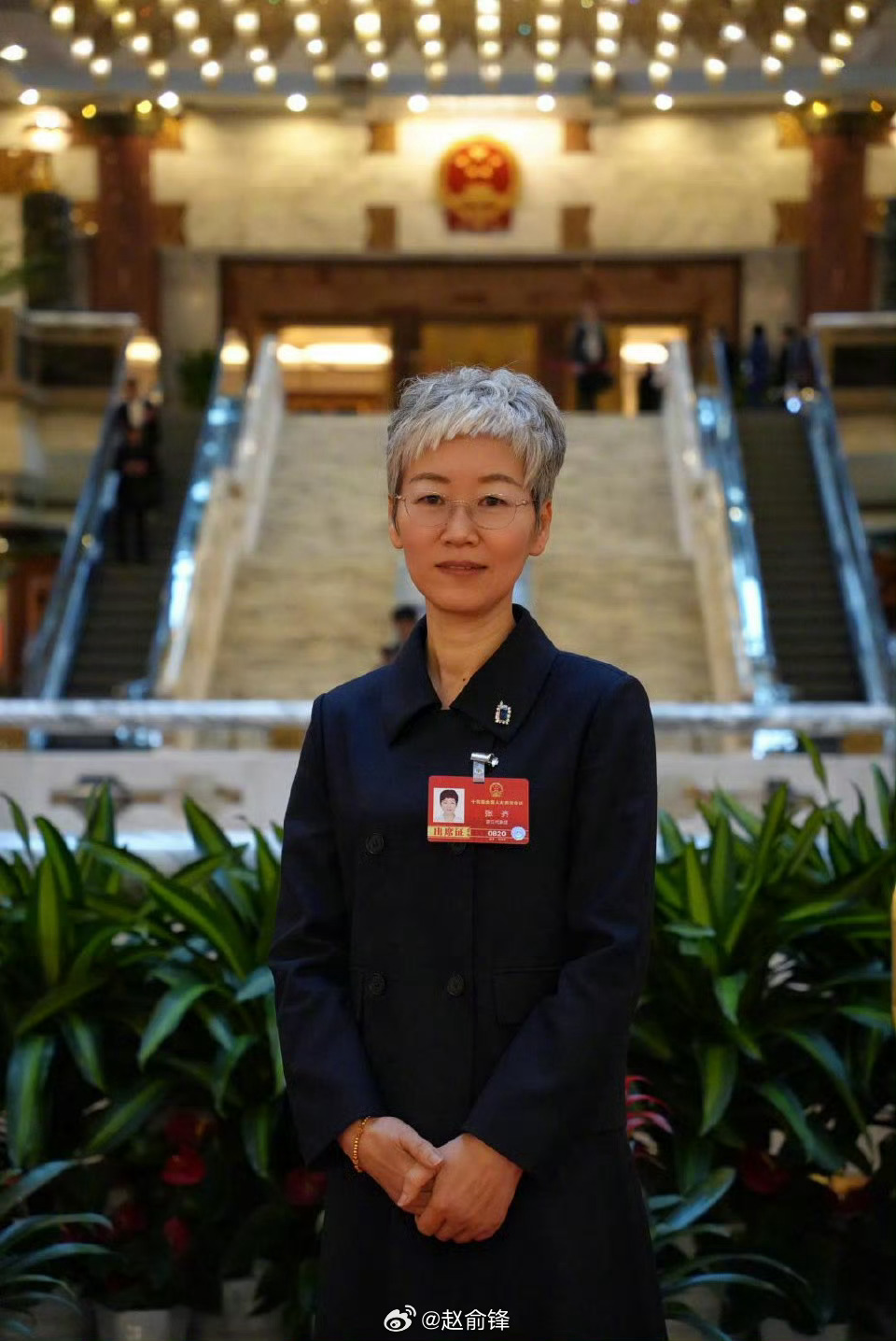 两会观察团 网络医闹以舆论裹挟正义，用断章取义制造对立，不仅摧毁医者尊严，更击穿