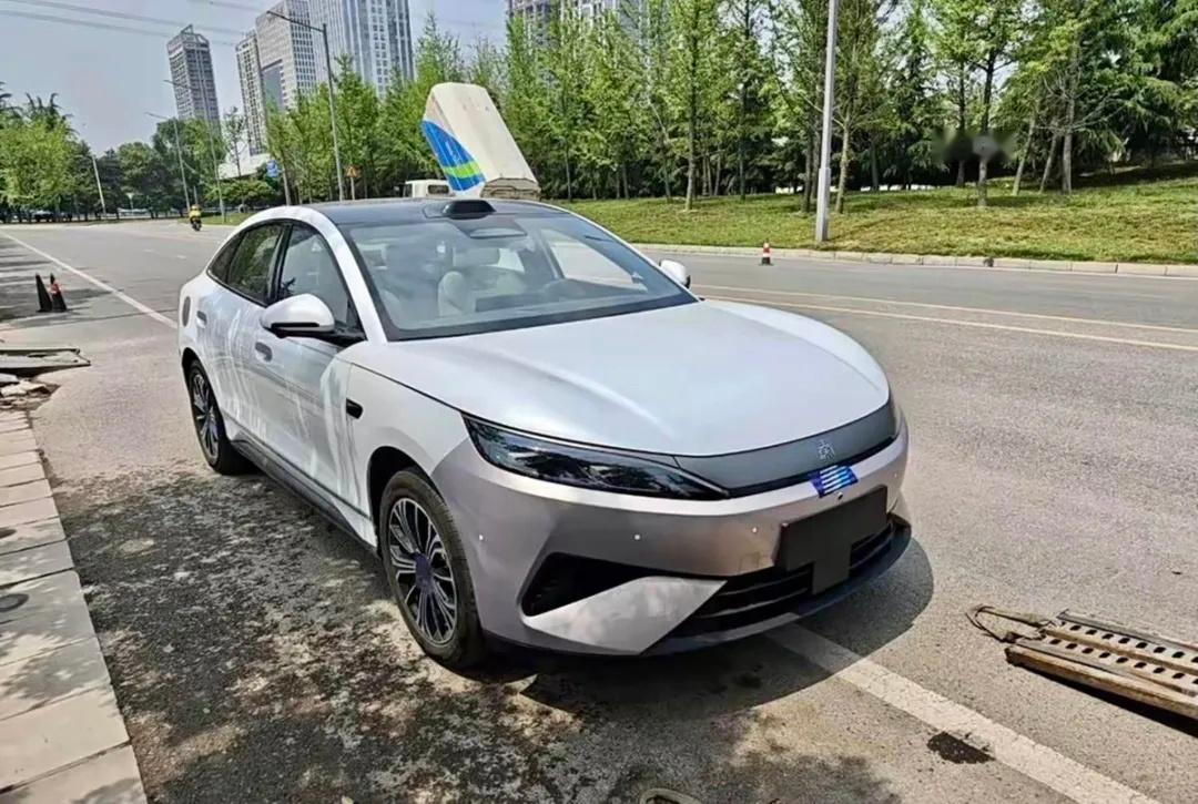 迪子又一款新车要来了，这个造型比之前的硬朗多了嘛 