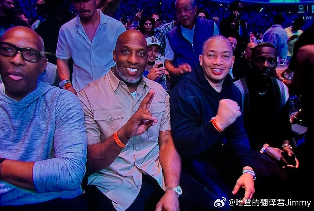 哈哈哈哈哈 ​​​