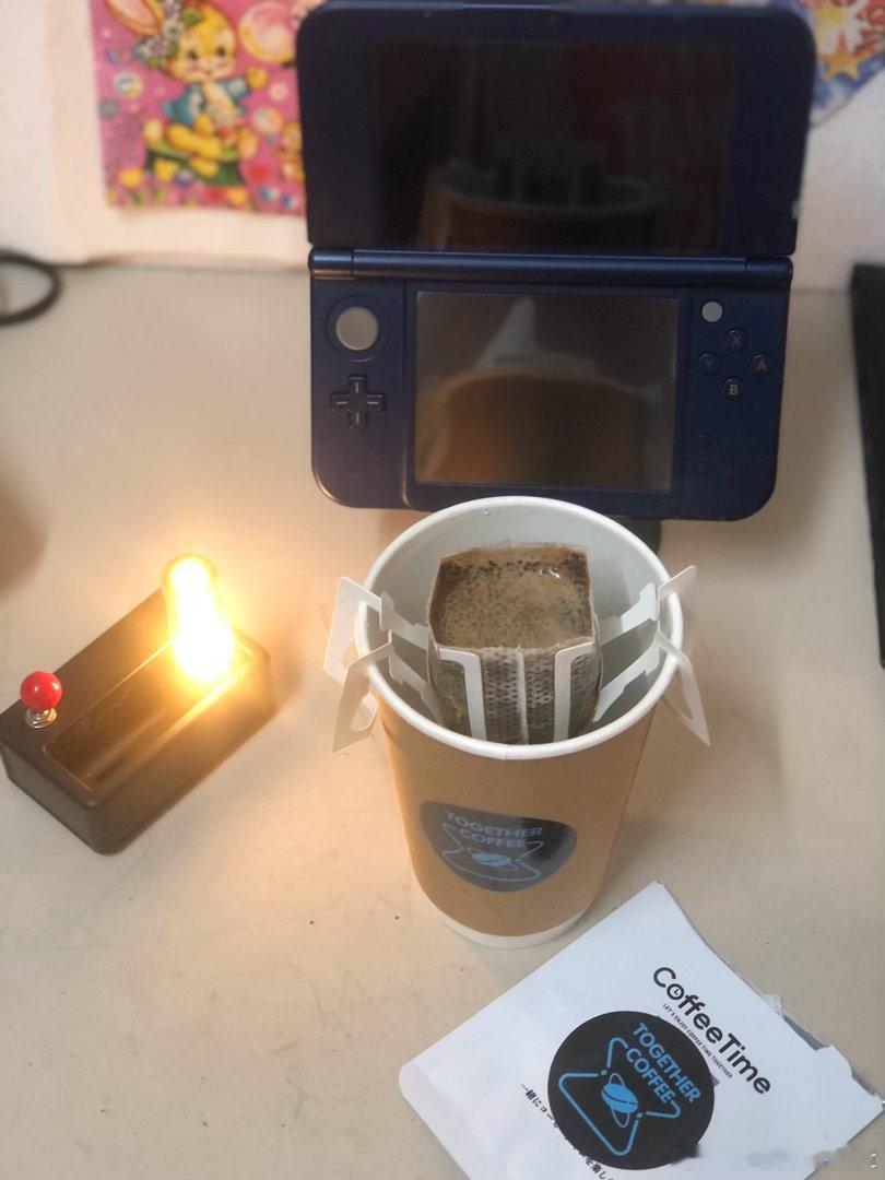 喝杯咖啡☕️，又带少爷去练习游泳🏊♀️👦，今天第一杯～水洗耶加～🫘🌞☁️