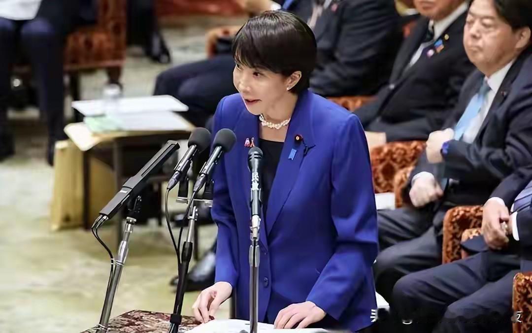 中方已给过机会，高市早苗再踩台海“红线”，公开确认武力介入