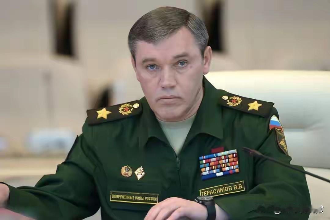 24小时战局速递！普京突访指挥所，俄军宣布已突破乌军三大防线！