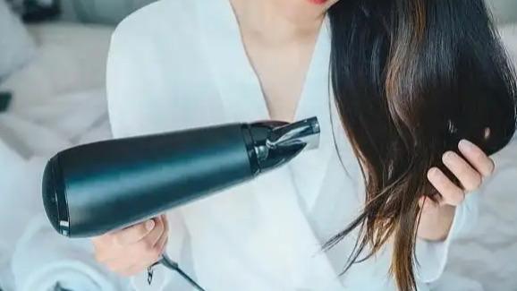 头发不仅影响颜值，更与身体健康息息相关。一头健康的秀发，是身体状态的直观体现，而