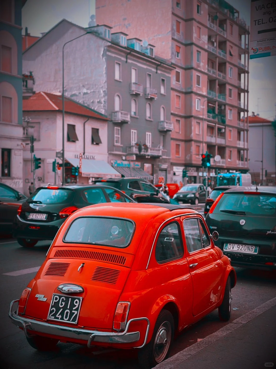 意大利🇮🇹古董車 竟然這麼小可以坐4個人