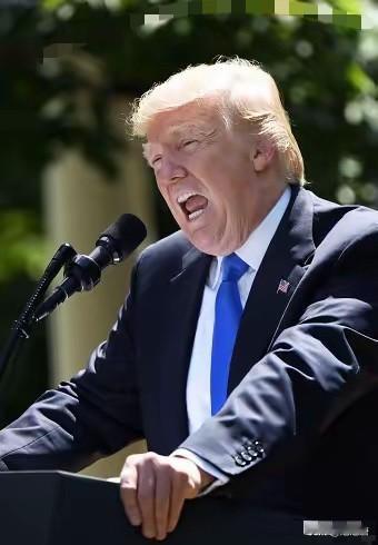 特朗普曾扬言称，如果中国解放台湾，他就会轰炸北京，说白了，特朗普就是在搞美国一直