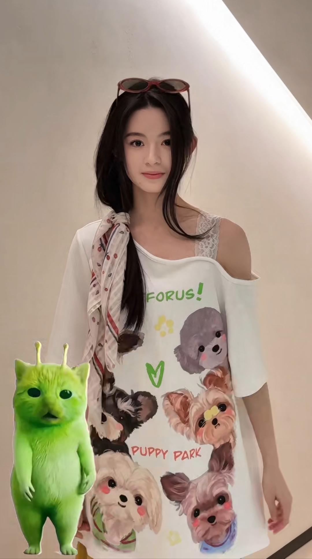黄杨钿甜张泽禹被爆恋情，网友扒出各种细节

比起这件事真与假，网友更多倾向于黄杨