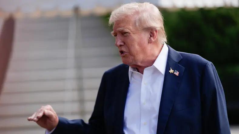 不准中国接俄，也不准中国收台，更不准管制稀土，七国集团最近明确指出，中国不能援助