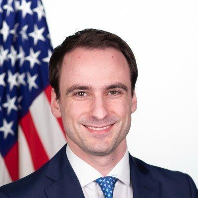 白宫科技政策办公室主任克拉西奥斯（Michael Kratsios ）发表备忘录