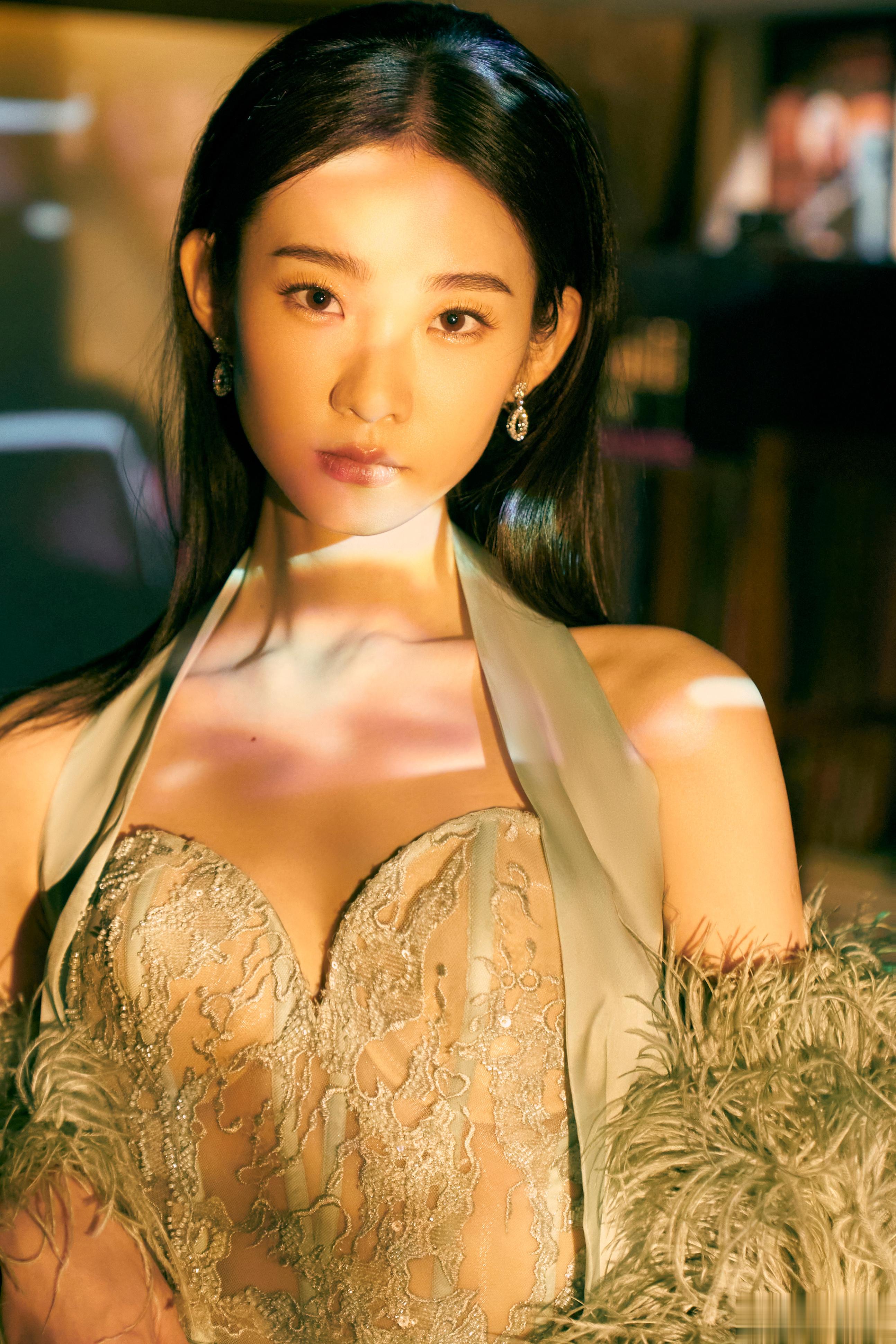奶香味的美人 ​​​