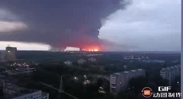 又一把火，俄罗斯梁赞炼油厂起火，该厂是俄罗斯中部地区最大的炼油厂，也是全国第三大