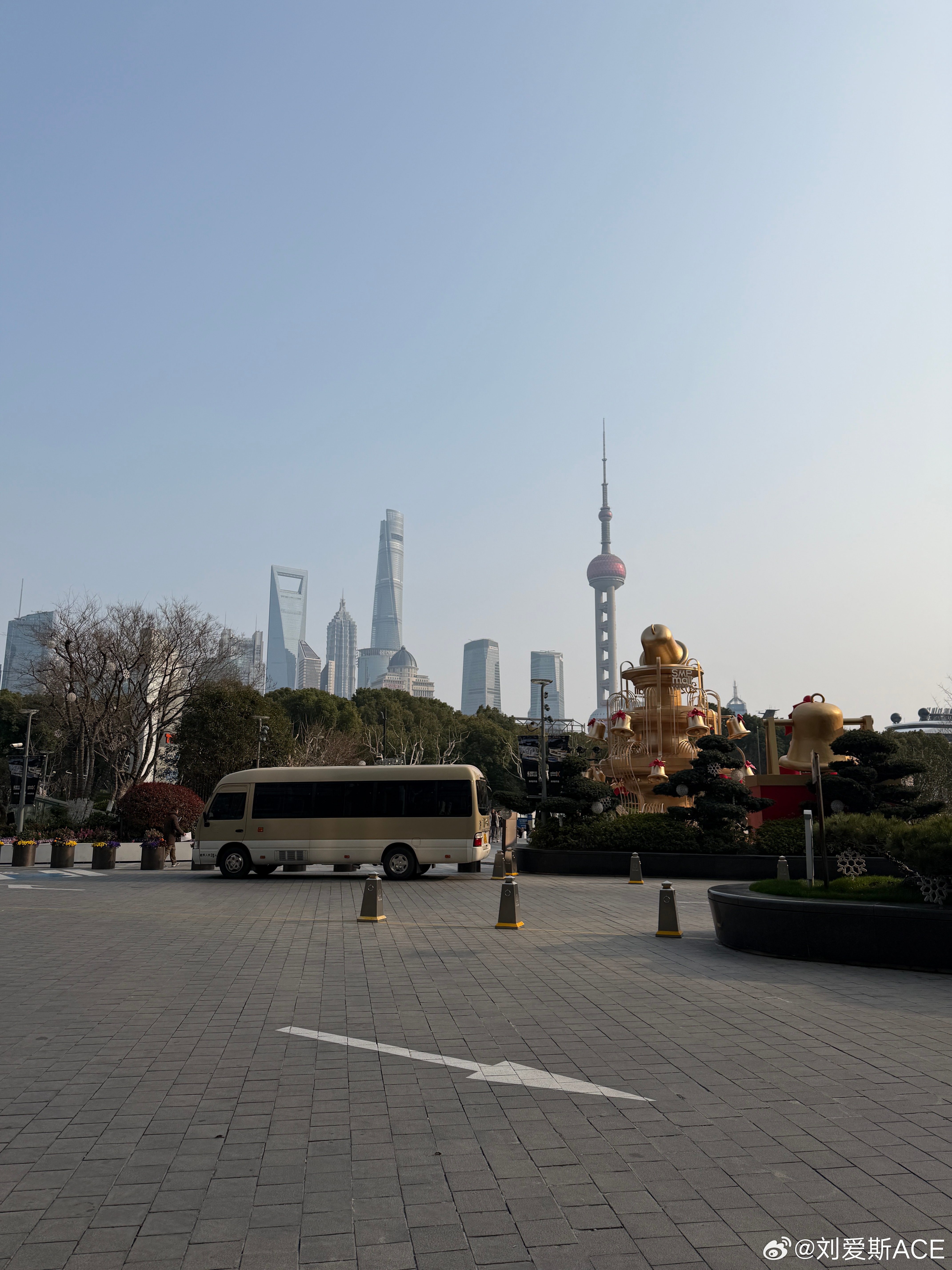 阳光明媚我的日常plog 上海·上海白玉兰广场