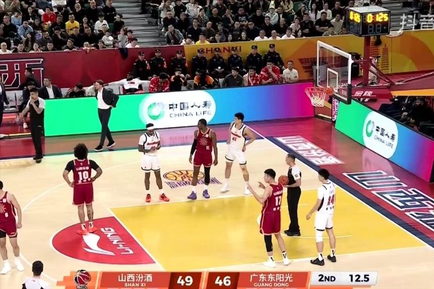 CBA这赛季改了规则，附加赛就一场定输赢，第5打第10或者第11。按现在积分，广