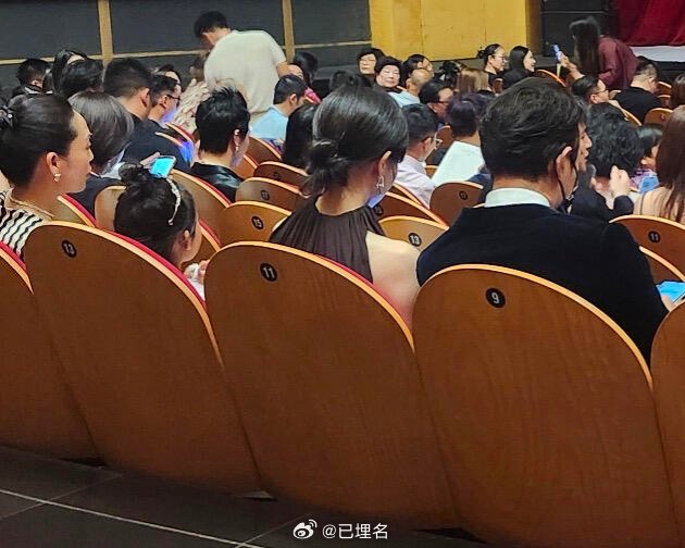 唐嫣罗晋都去了女儿幼儿园艺术节，什么叫唐嫣独自参加？真的是张口就来啊……！唐嫣参